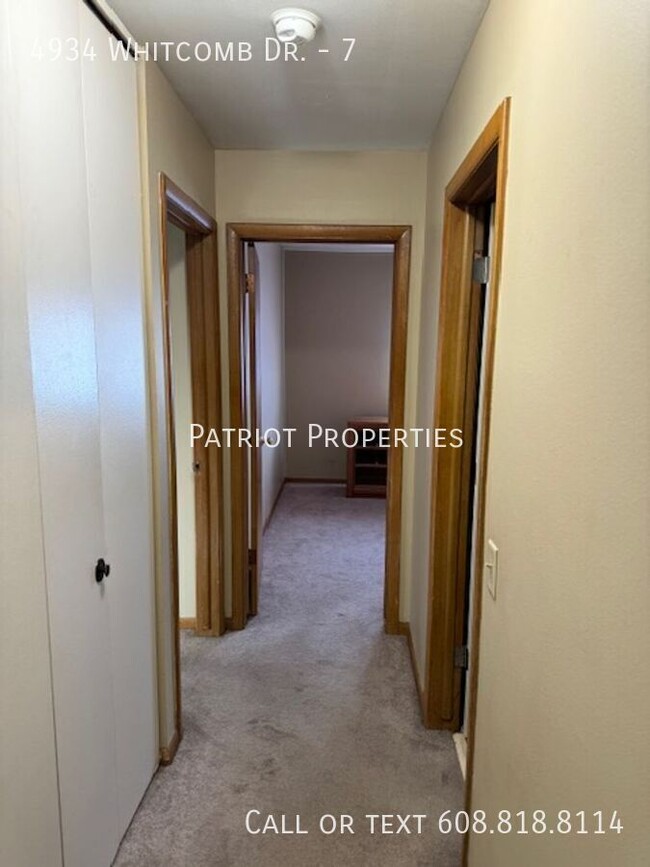 Building Photo - 2 Bedroom 1 Bath in Madison, WI