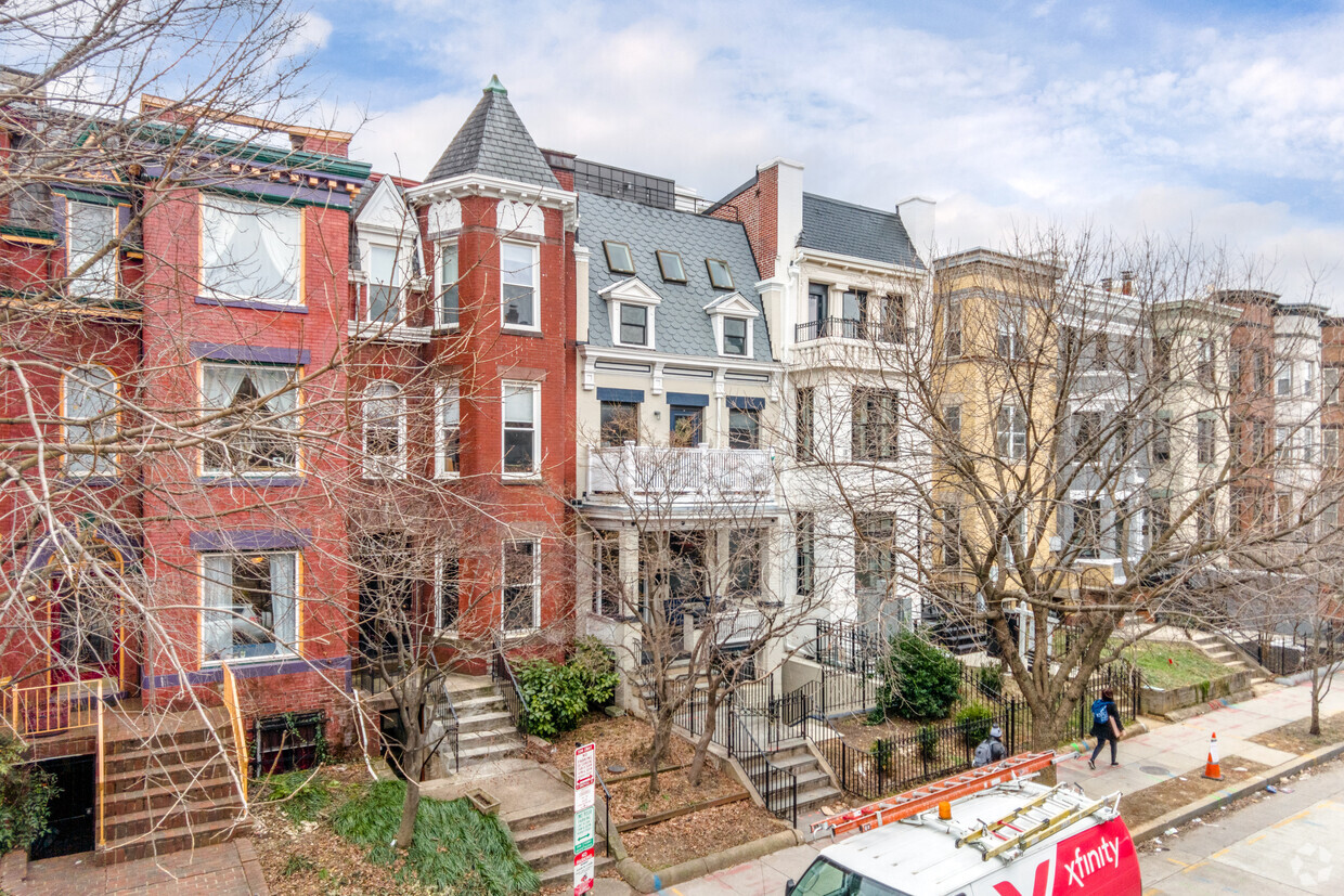 Primary Photo - Old Bacon Street Condominiums