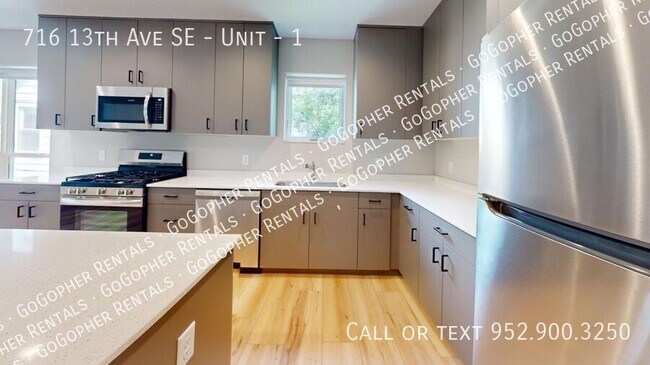 Foto del edificio - 716 13th Ave SE