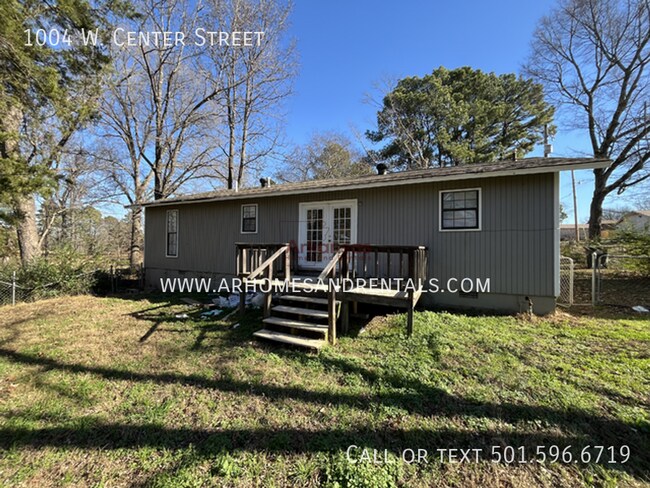 Foto del edificio - 1004 W Center St