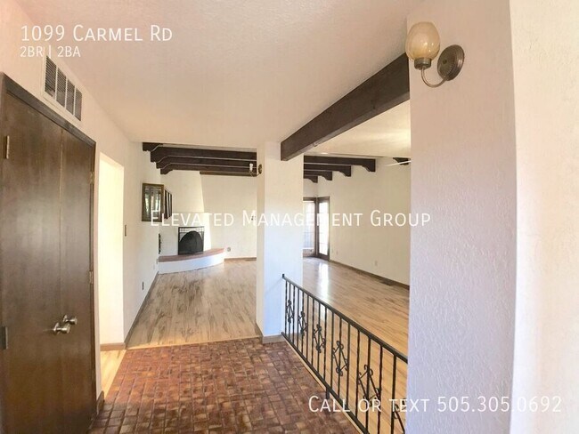 Foto del edificio - 1099 Carmel Rd
