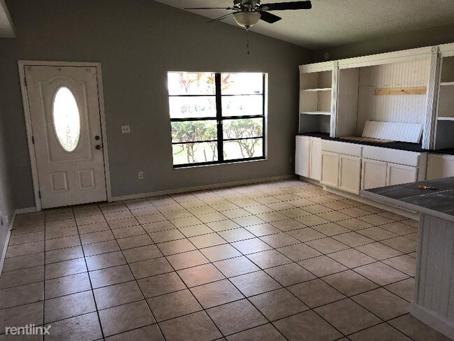 Foto del edificio - 3 br, 2 bath House - 3601 3rd Ave S