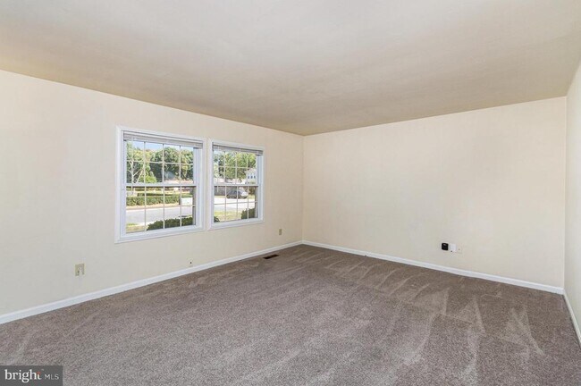 Foto del edificio - 321 Barksdale Ave