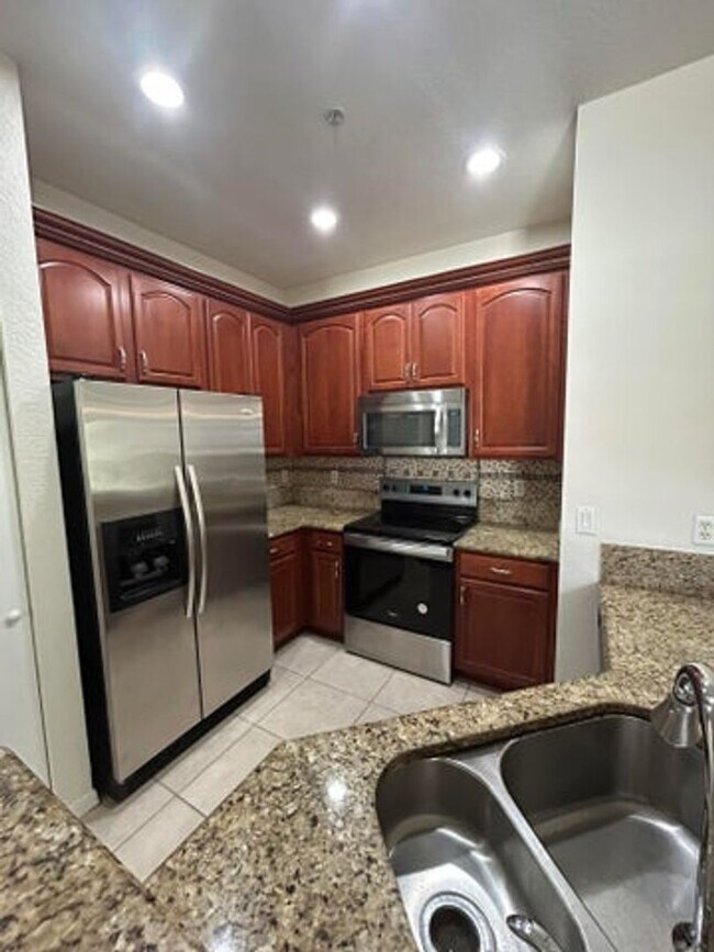 Foto del edificio - 9080 Preston Pl