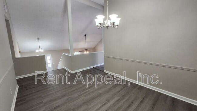 Foto del edificio - 3724 Spring Garden Ln