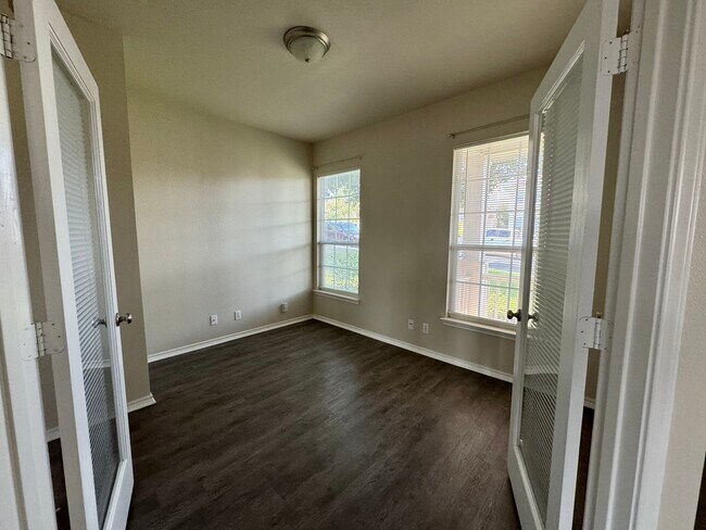 Foto del edificio - 9630 Wild Horse Run