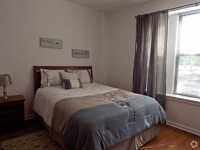 Bedroom - 421 East 62nd