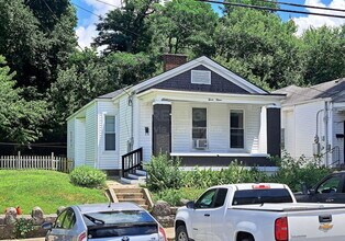 Building Photo - 715 N 33rd St