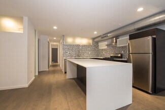 Building Photo - 1211 N 5th St