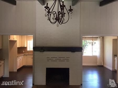 Foto del edificio - 3 br, 3 bath House - 3681 Valencia Ave