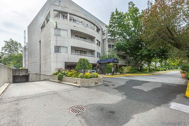 Building Photo - 100 Cutter Mill Rd