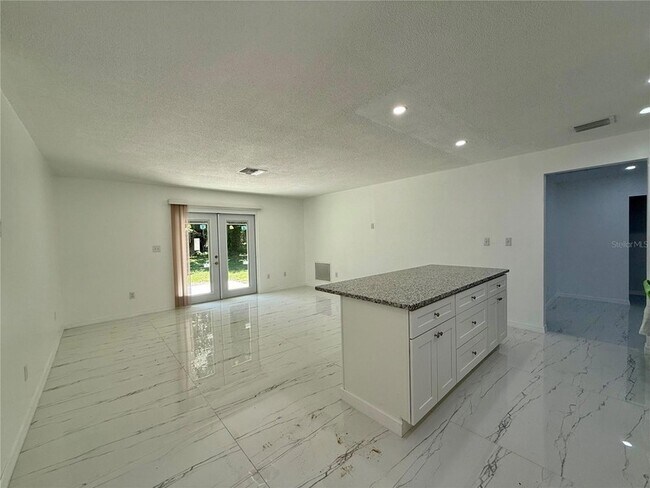 Foto del edificio - 1617 Birch St