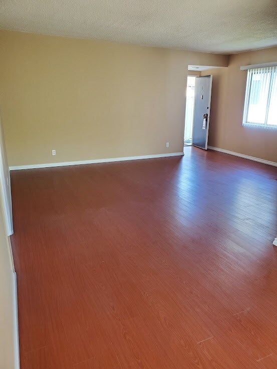 11921 Kiowa Ave Unit 5, Los Angeles, CA 90049 Apartments in Los