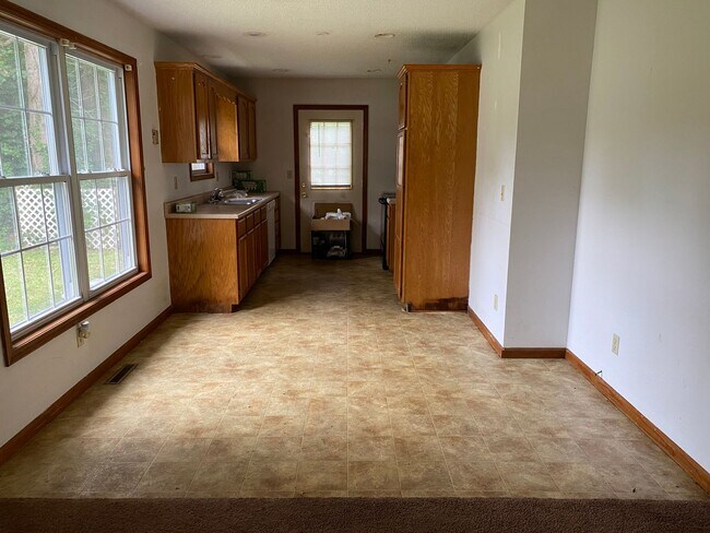Foto del edificio - 2 Bedroom | 2 Bathroom | 2 Car Garage, 110...
