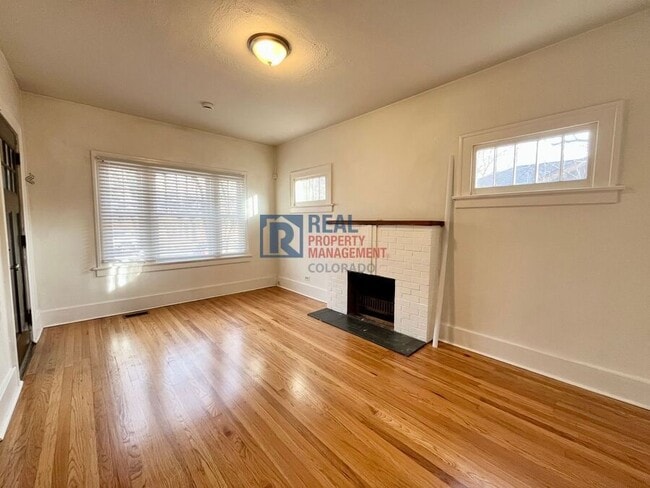 Photo - 565 S Ogden St House