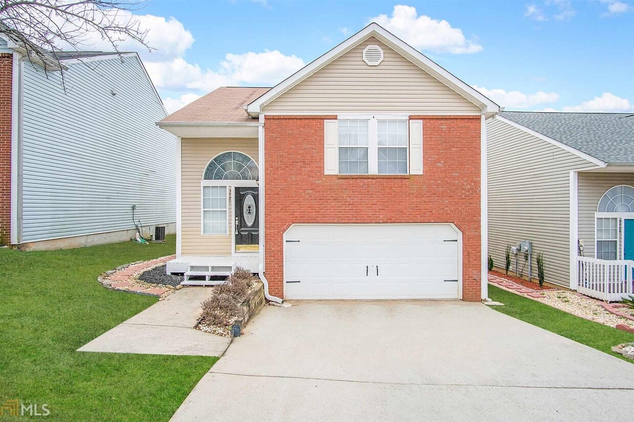 Primary Photo - 3721 Longview Dr