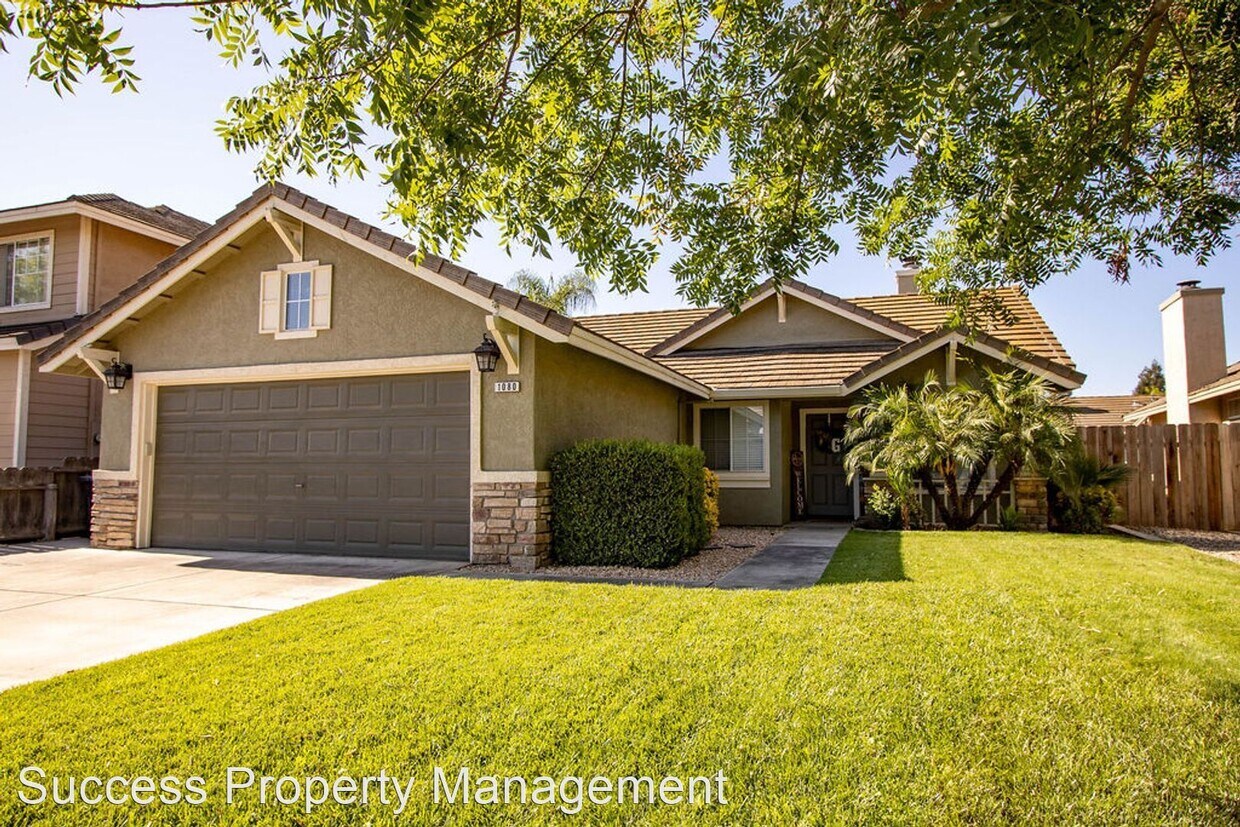 Primary Photo - 3 br, 2 bath House - 1080 E Springer Dr.