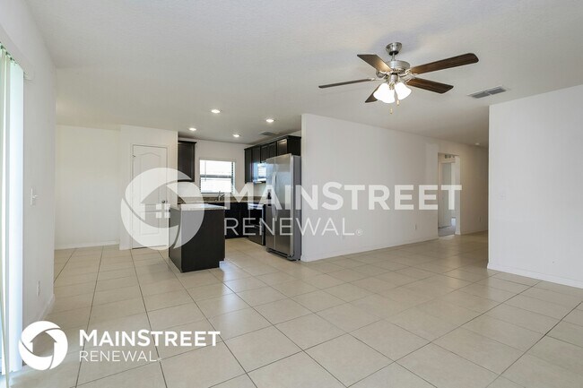 Building Photo - 1499 Swan Lake Cir