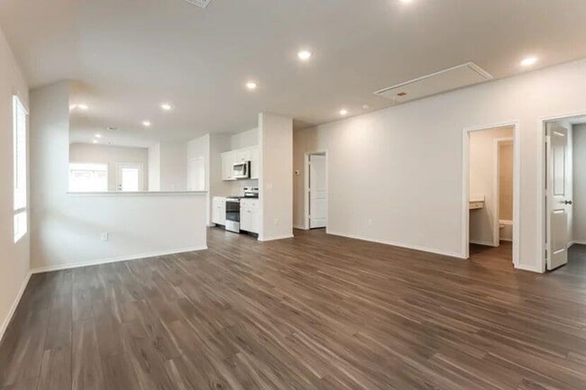 Foto del edificio - 1805 Crimson Lake Blvd