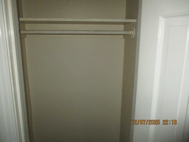 Foto del edificio - 1415 N Davis St