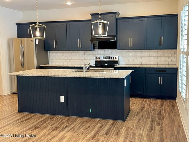 Foto del edificio - 12013 Cascade Falls Trl