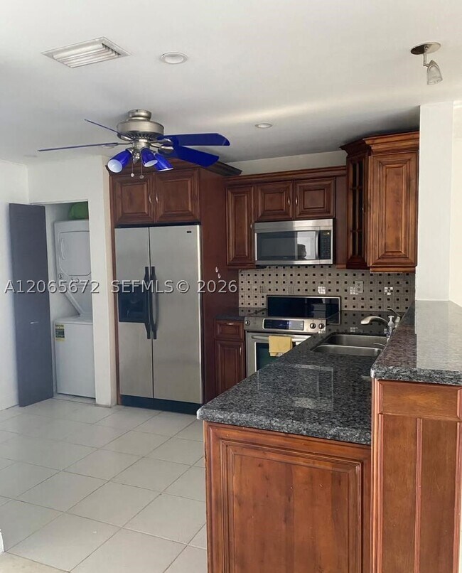 Foto del edificio - 4521 NW 20th St