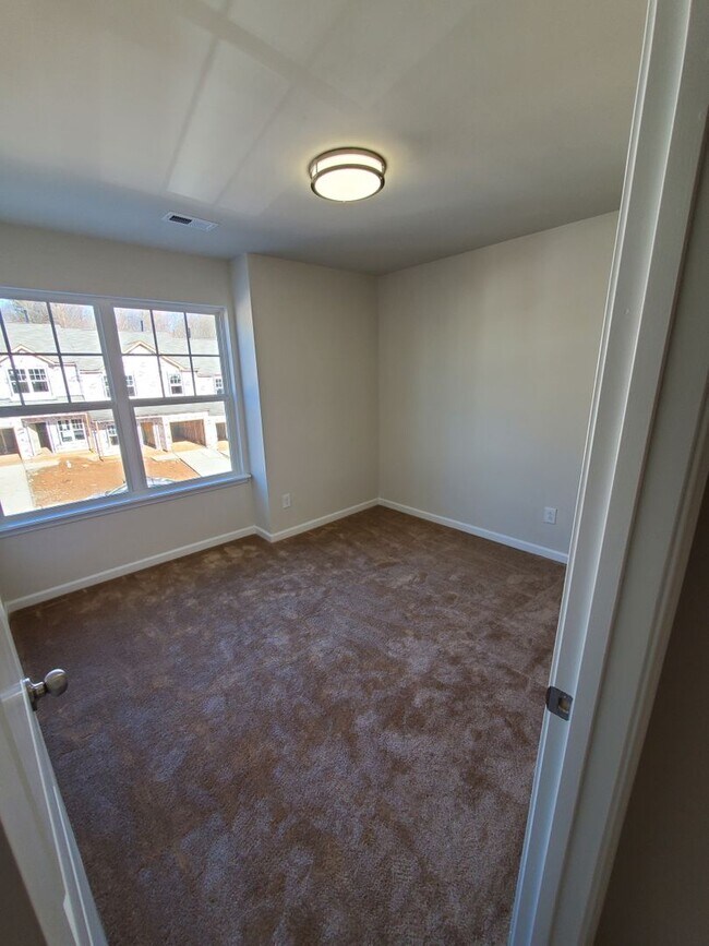 Building Photo - 7421 Sienna Heights Pl