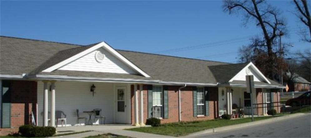 Primary Photo - 1054 Hartsville Pike