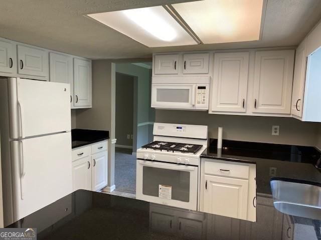 Building Photo - 2121 Heritage Trace Dr