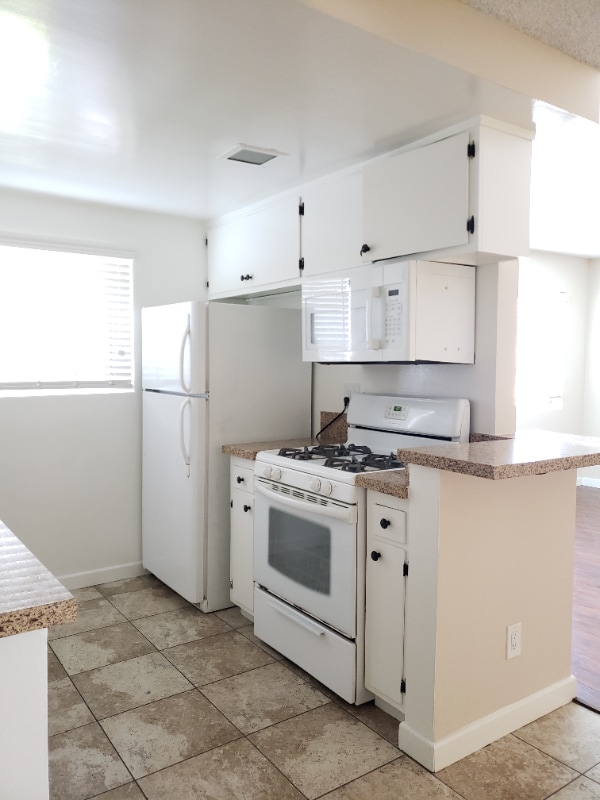 Building Photo - 20810 Amie Ave