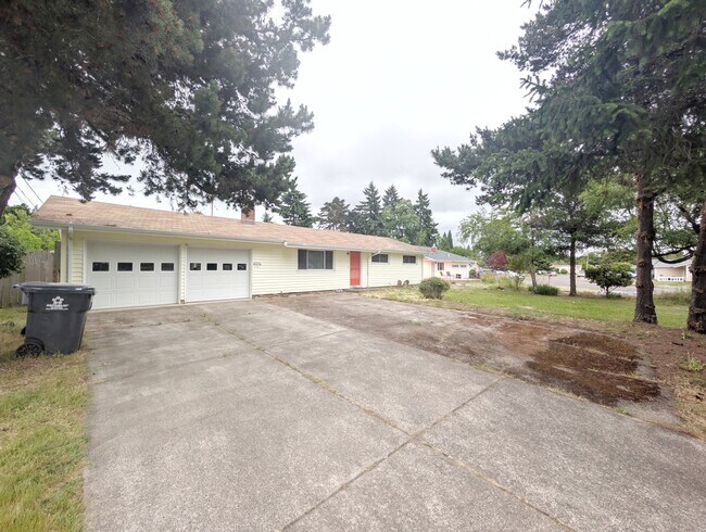 Foto del edificio - 1117 NW Oak Ave