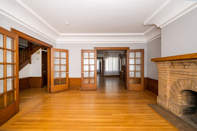 Foto del edificio - 615 18th Ave