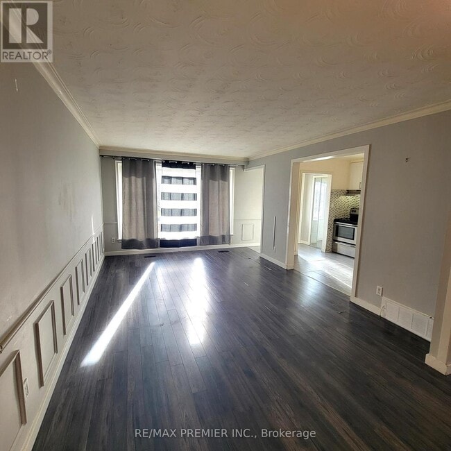 Building Photo - 20 Heavitree Dr