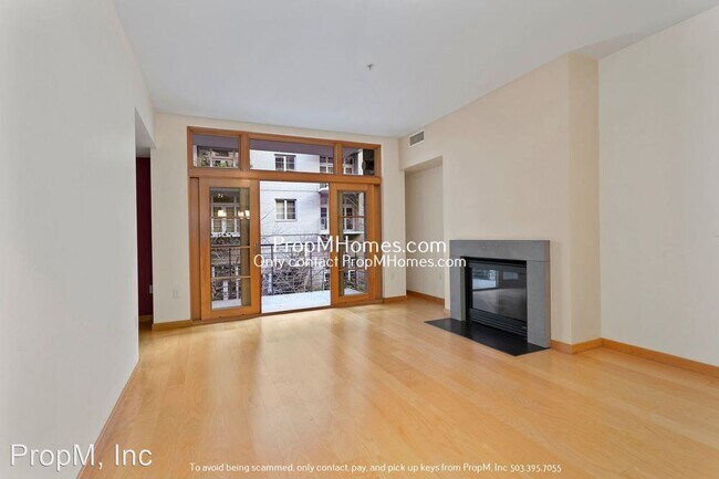 Foto del edificio - 1 br, 1 bath House - 1130 NW 12th Avenue U...