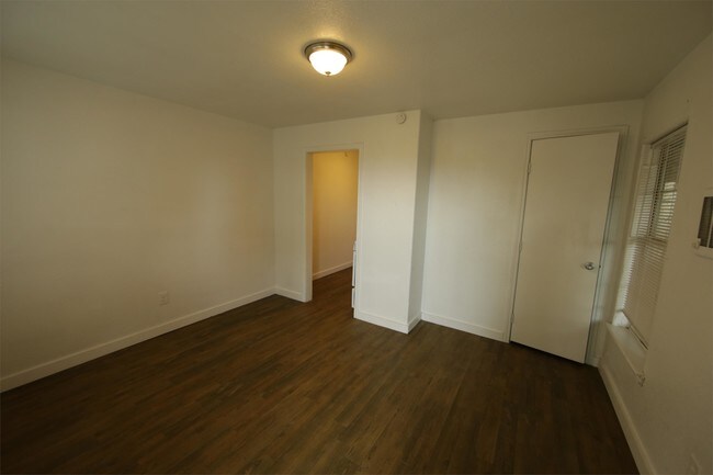 Building Photo - 3115 Agnes St