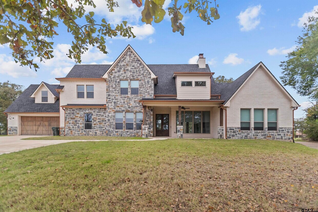 Foto principal - 4218 Hogan Dr