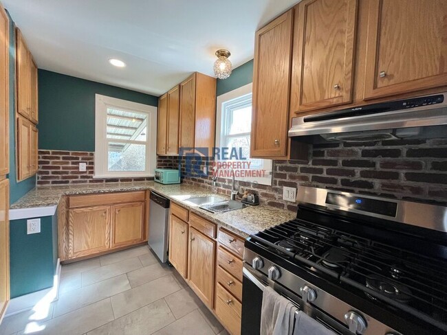 Foto del edificio - 3440 Clayton St