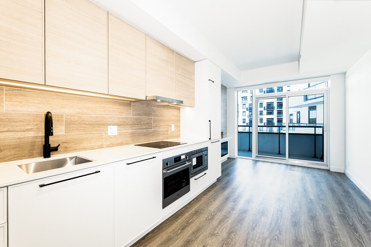 Photo principale - 1050 Eastern Ave