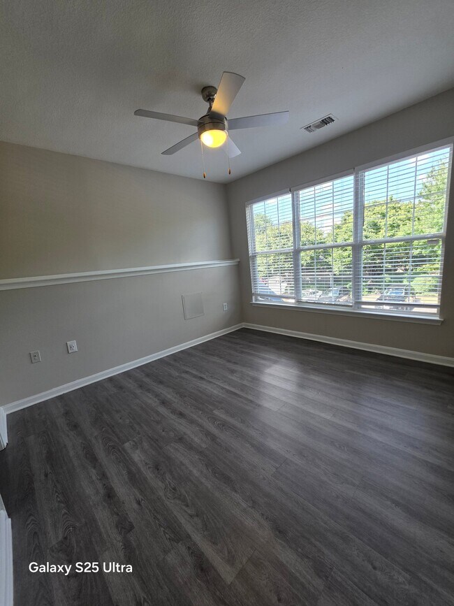 Foto del edificio - 13309 Glen Echo Cir