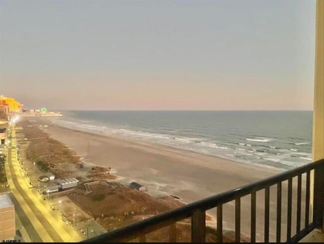 Foto del edificio - 3851 Boardwalk