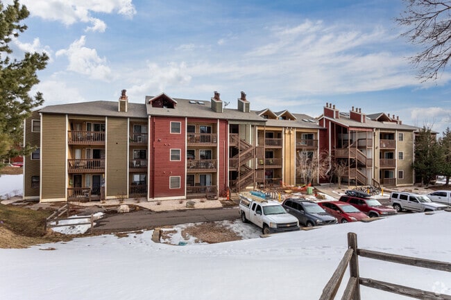 Building Photo - Gold Run Condominiums