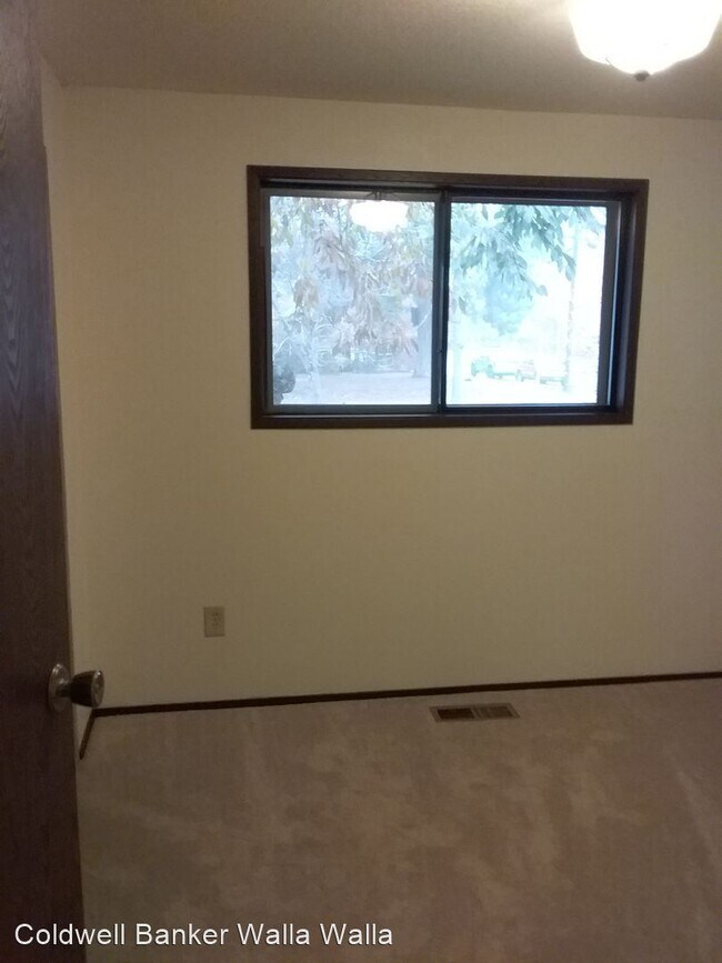Foto del edificio - 3 br, 2 bath House - 334 Whitman