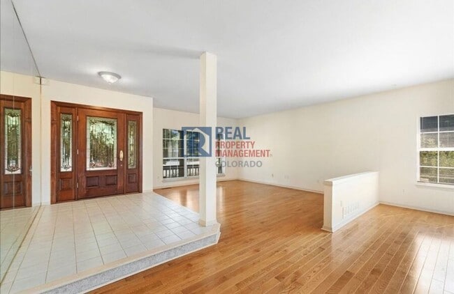 Photo - 10010 Irving St House