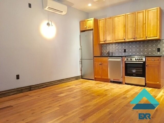 Foto del edificio - 32 Park St