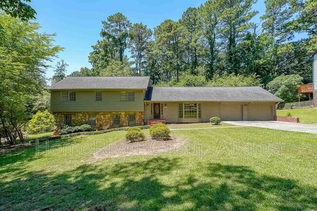 Building Photo - 447 Cove Dr NE