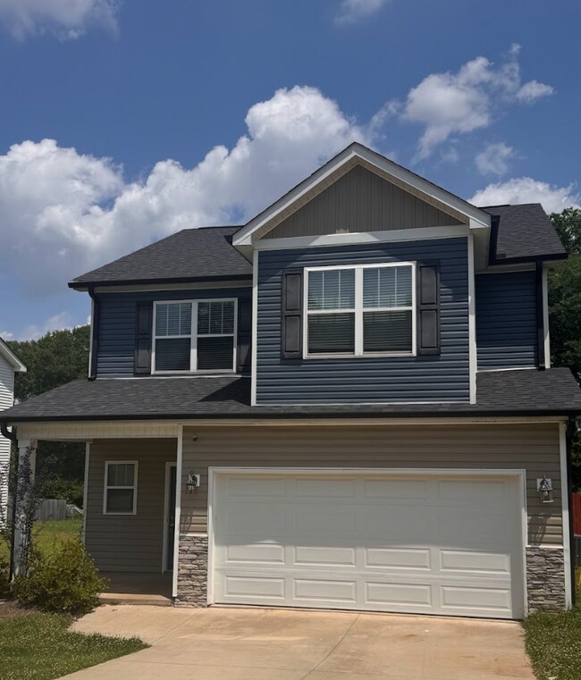 Foto del edificio - ???? Just Listed! Stunning Duncan Home Minutes from BMW, GSP & I-85
