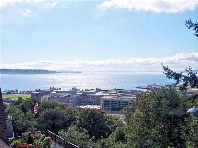 Foto del edificio - KIRKLAND ROSEHILL