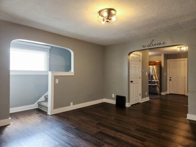 Foto del edificio - 420 W Butler St
