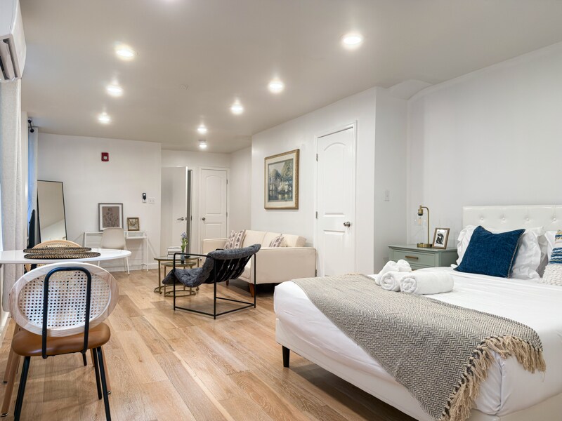 Foto principal - 2129 Pine St