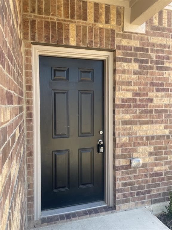 Building Photo - 512 Locksley Cove